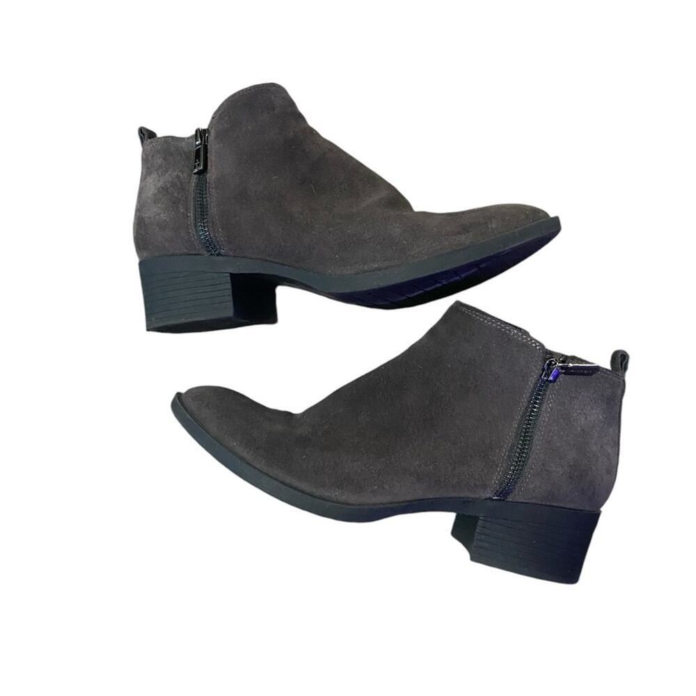 Kenneth Cole Dark Grey Syued Ankle Booties, Size 8